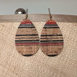 Cork Dangle Earrings Striped NWOT New